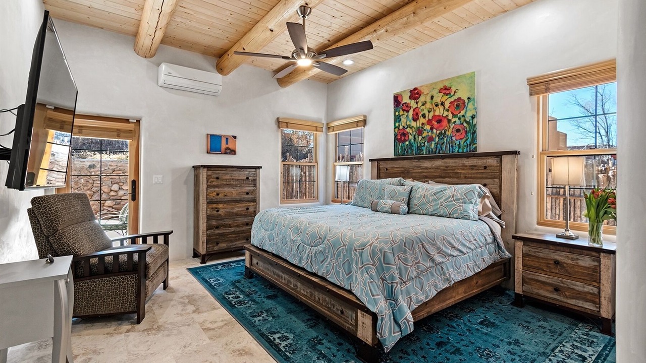 Photo of Bedroom in Northeast Santa Fe