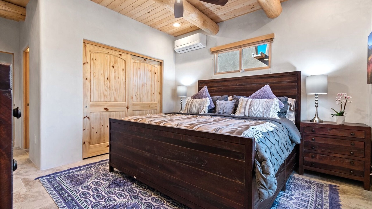 Photo of Bedroom in Northeast Santa Fe
