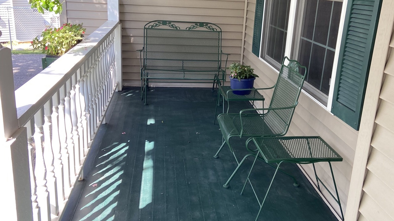 Photo of Outdoor in Crystal