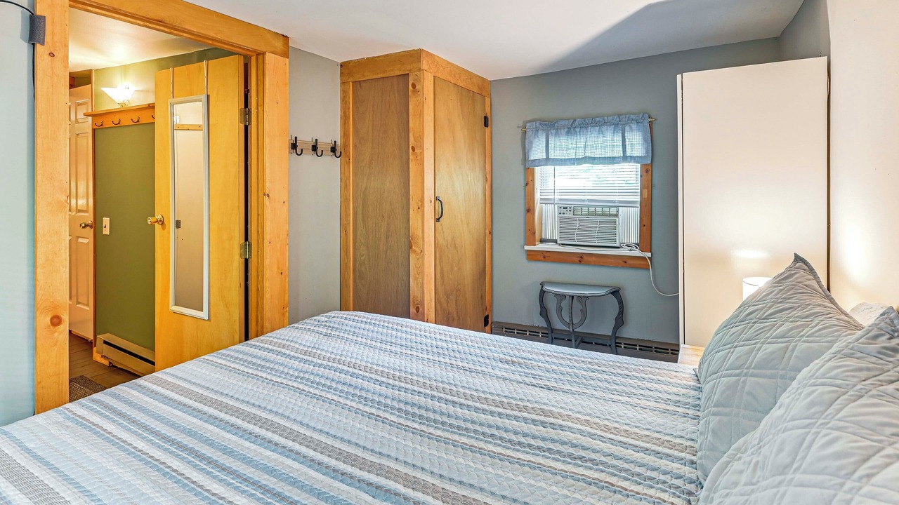 Photo of Bedroom in North Creek