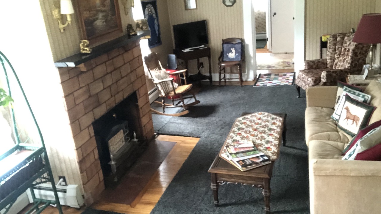 Photo of Bedroom in Natrona Heights