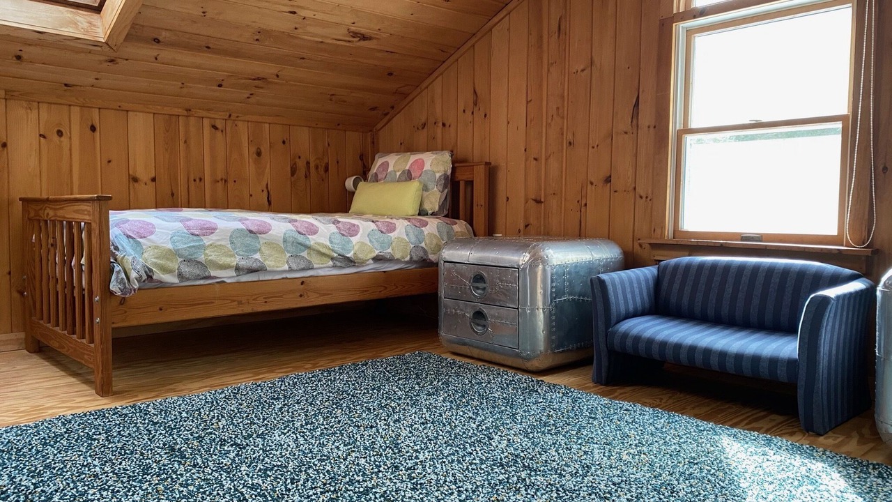 Photo of Bedroom in Otis