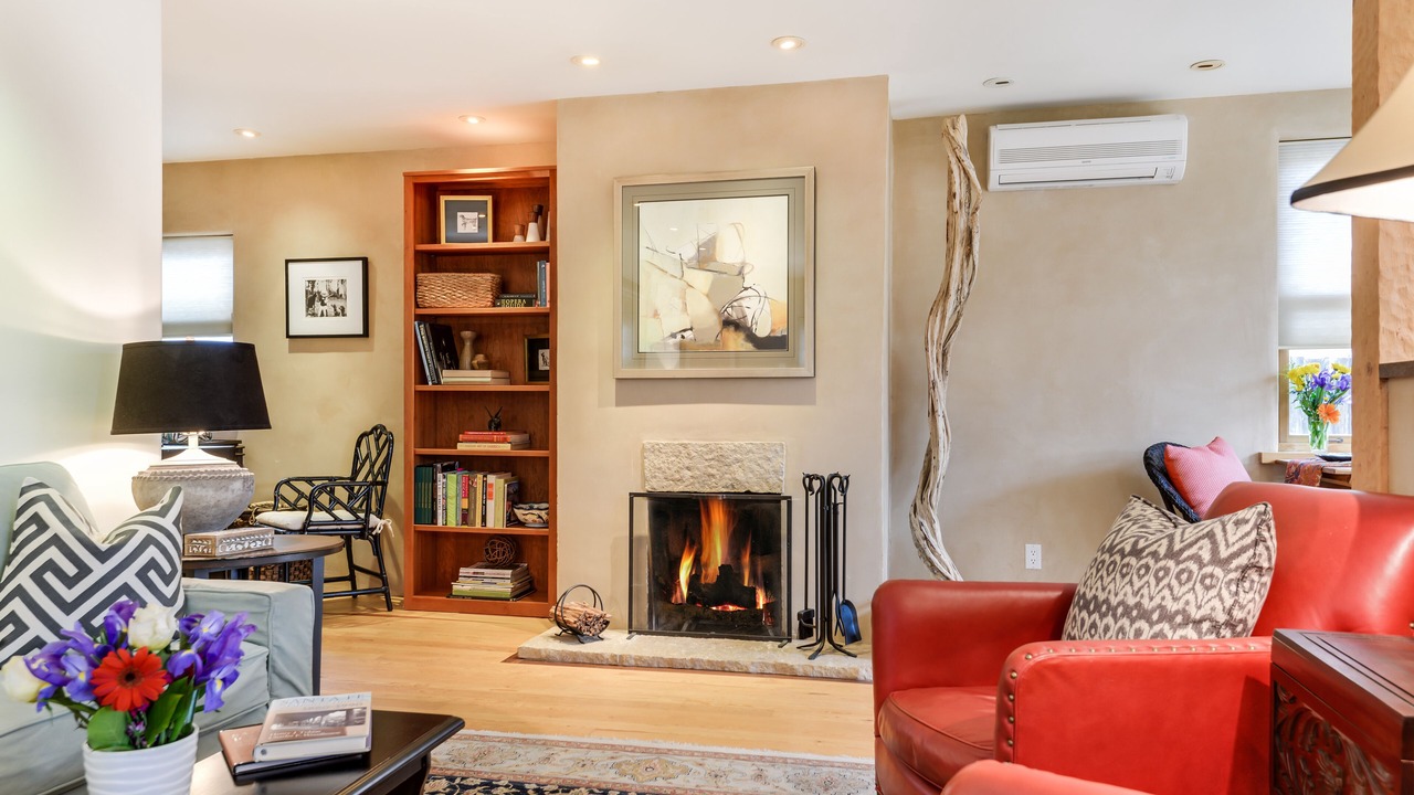 Photo of Livingroom in Downtown Santa Fe