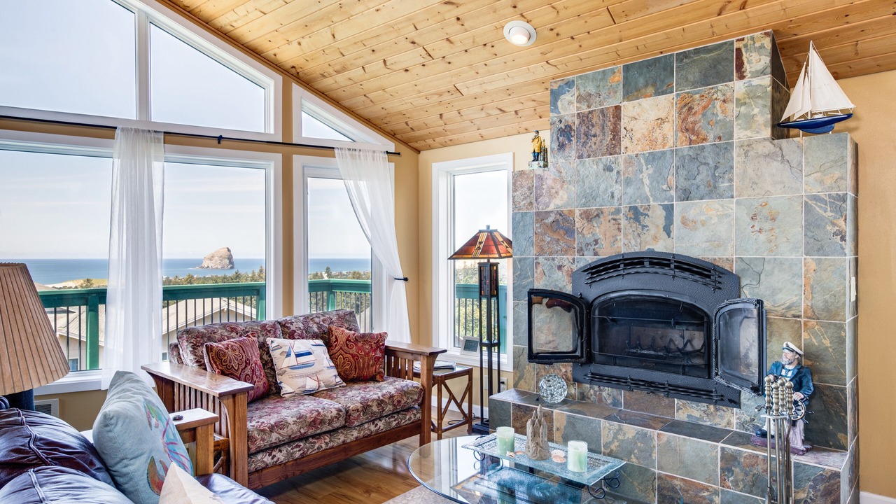 Photo of Livingroom in Pacific City