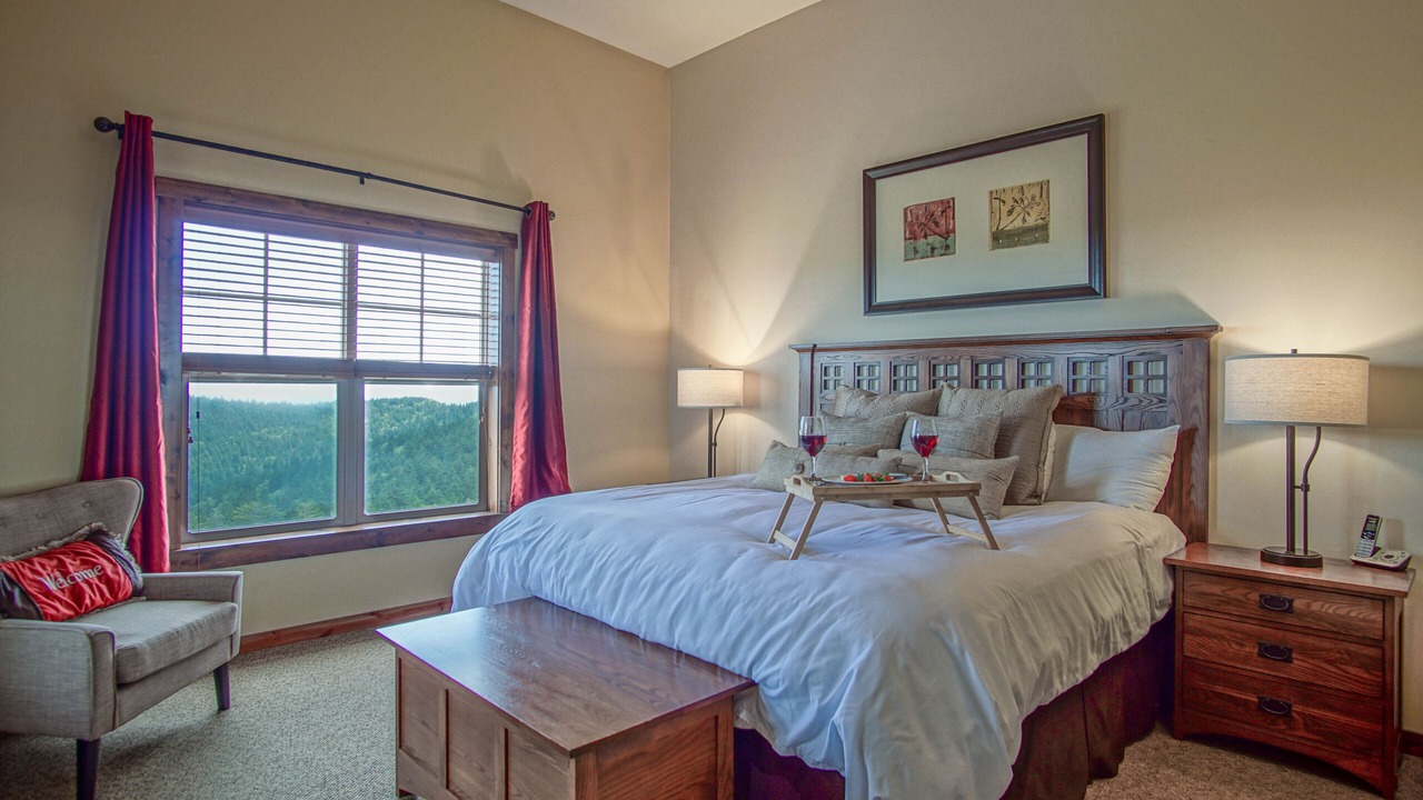 Photo of Bedroom in Snowshoe