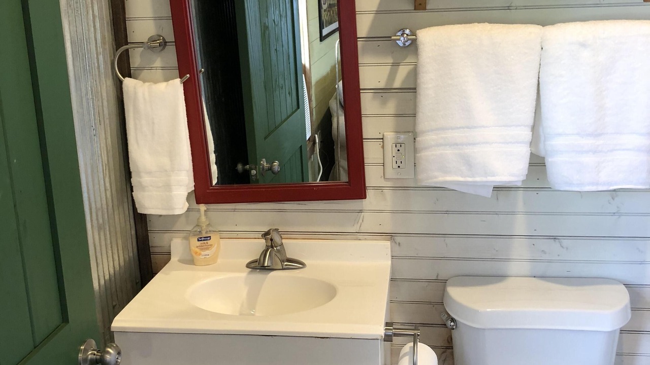 Photo of Bathroom in Marion