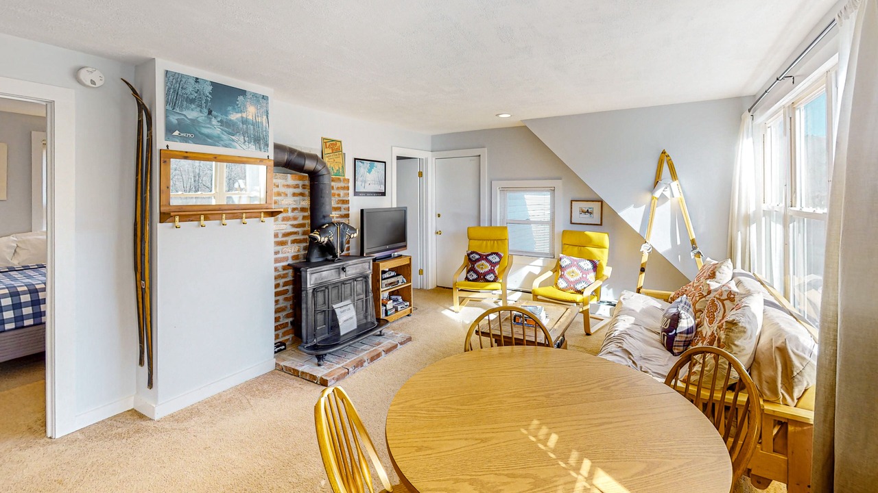 Photo of Livingroom in Proctorsville