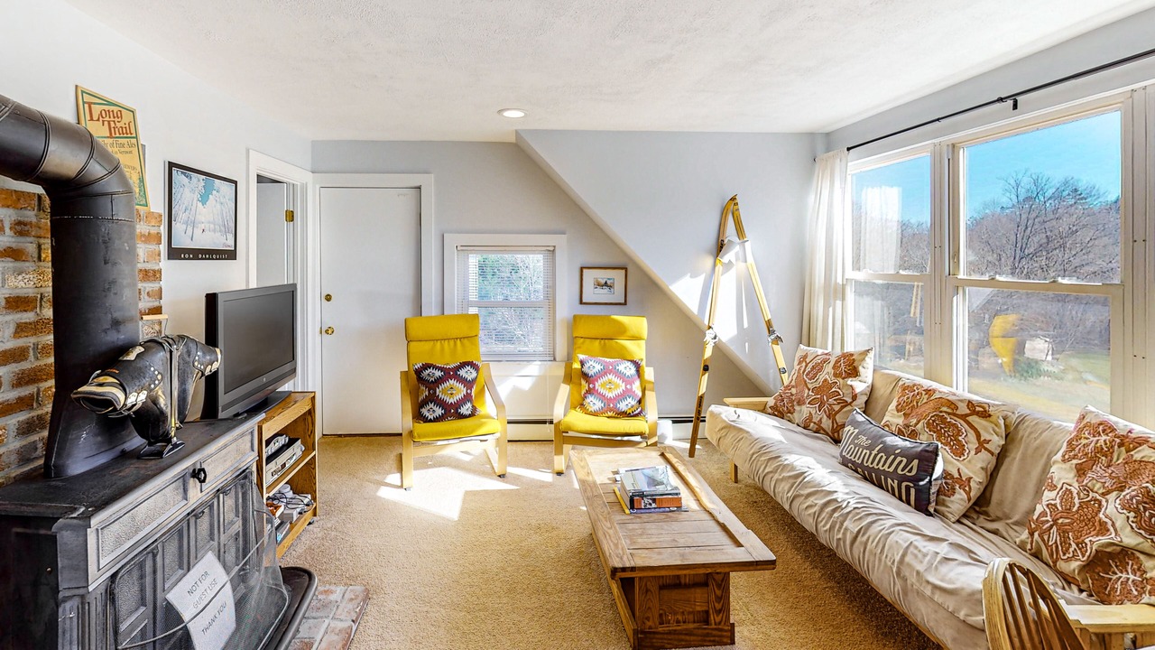 Photo of Livingroom in Proctorsville