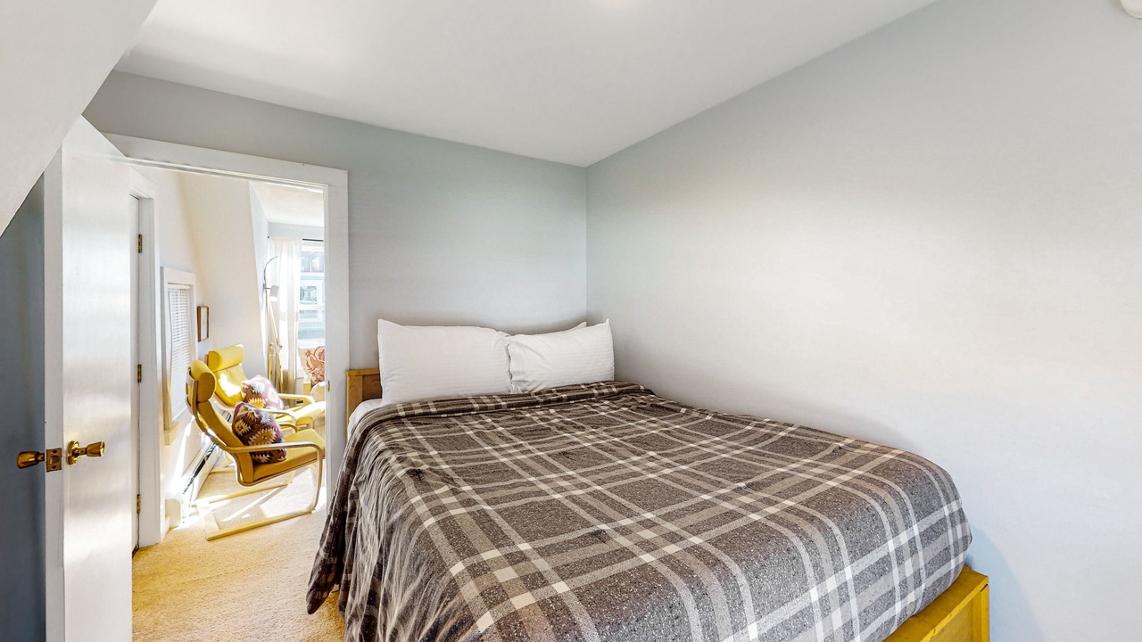 Photo of Bedroom in Proctorsville