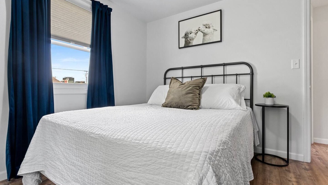 Photo of Bedroom in Ashwaubenon