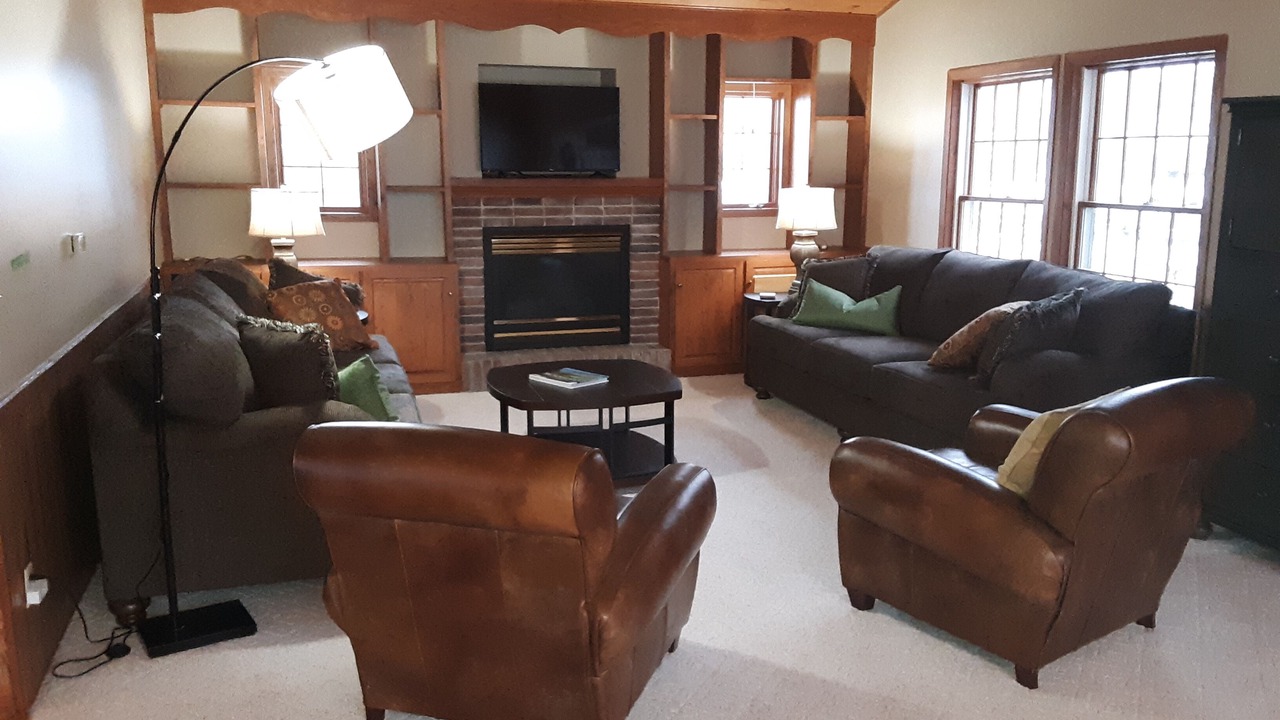 Photo of Livingroom in Lake City