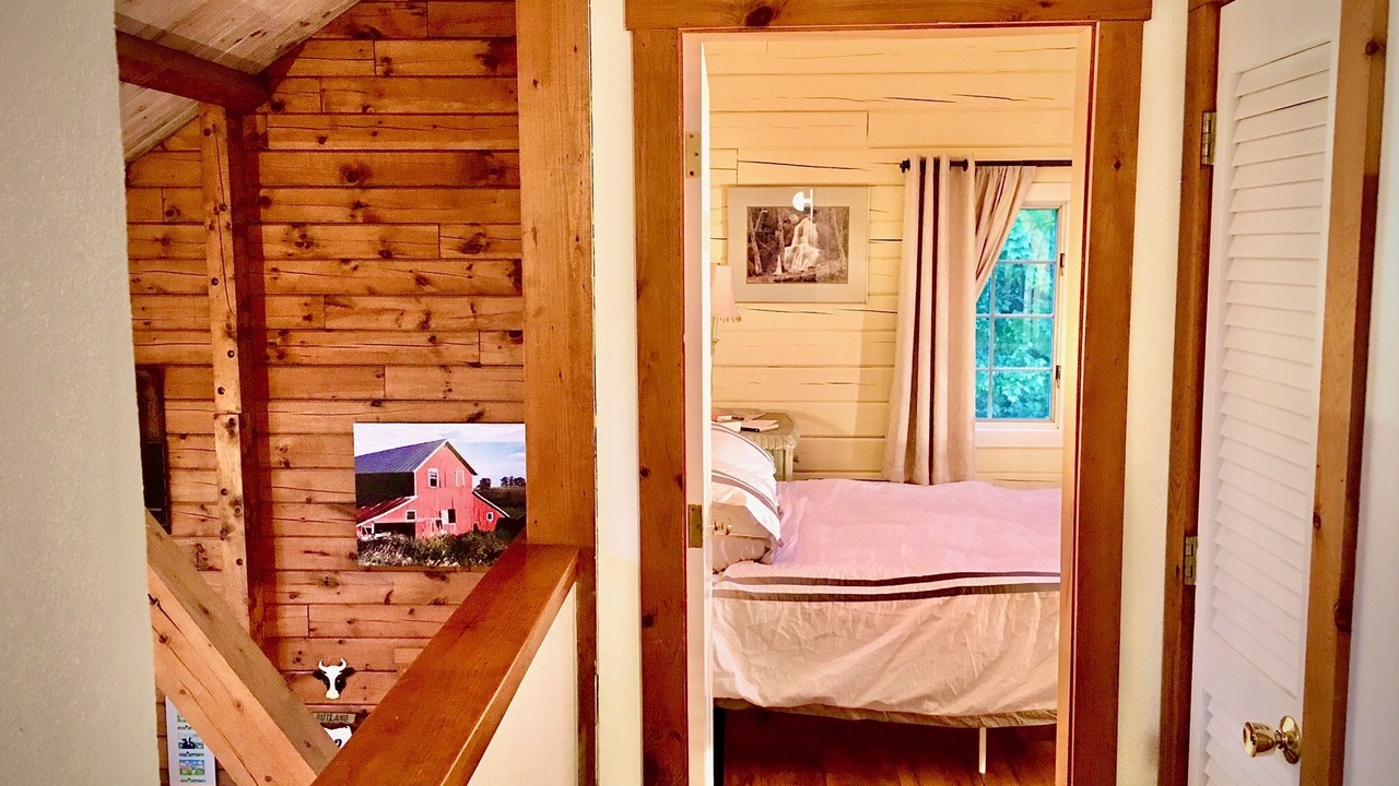 Photo of Bedroom in Warren