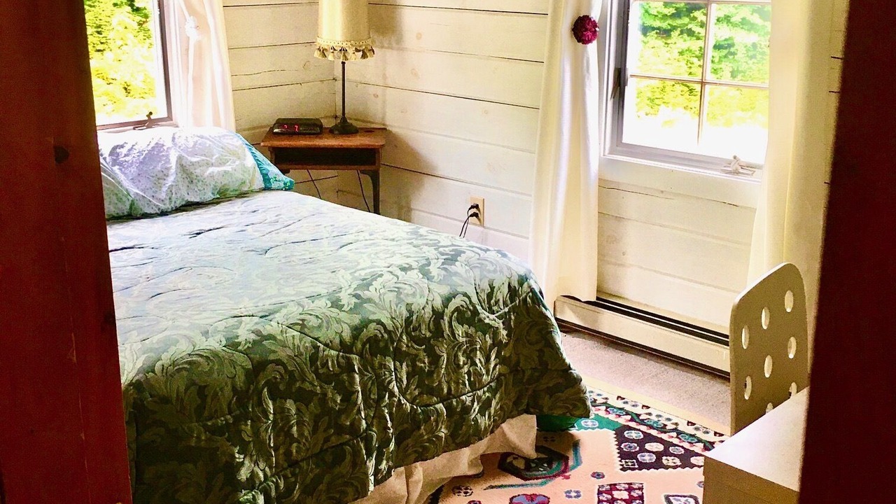 Photo of Bedroom in Warren