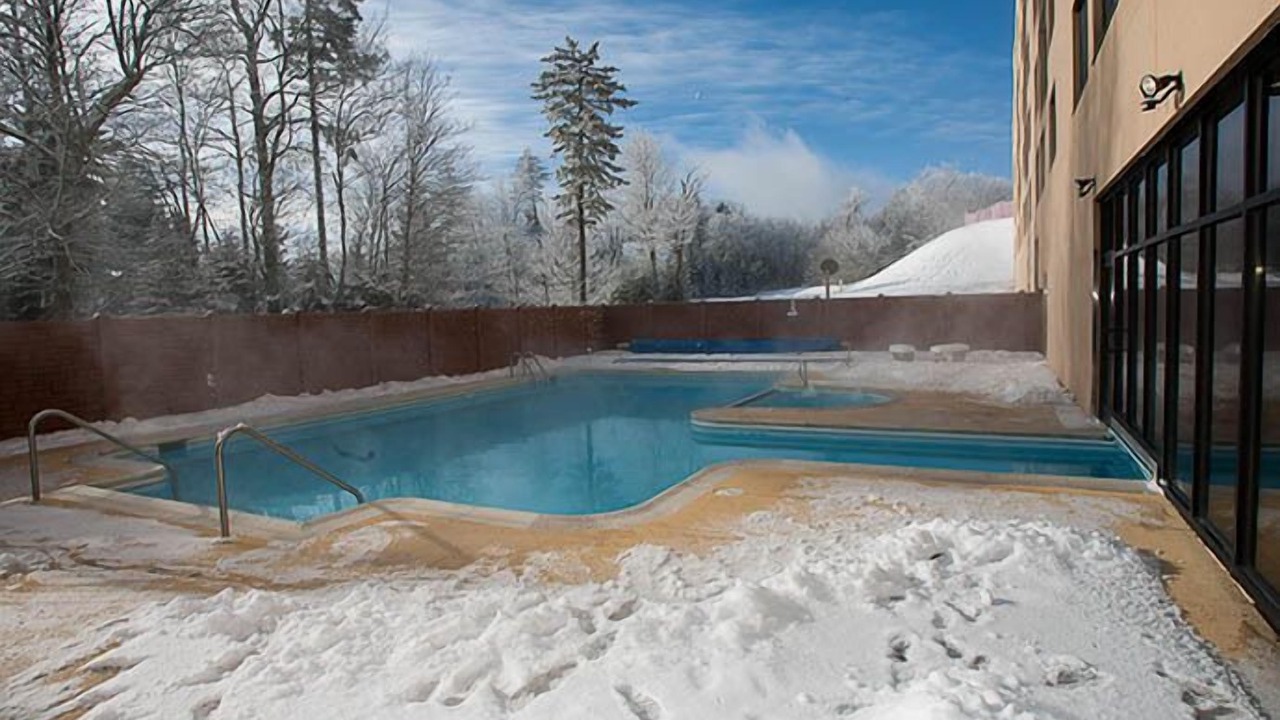 Photo of Outdoor in Snowshoe