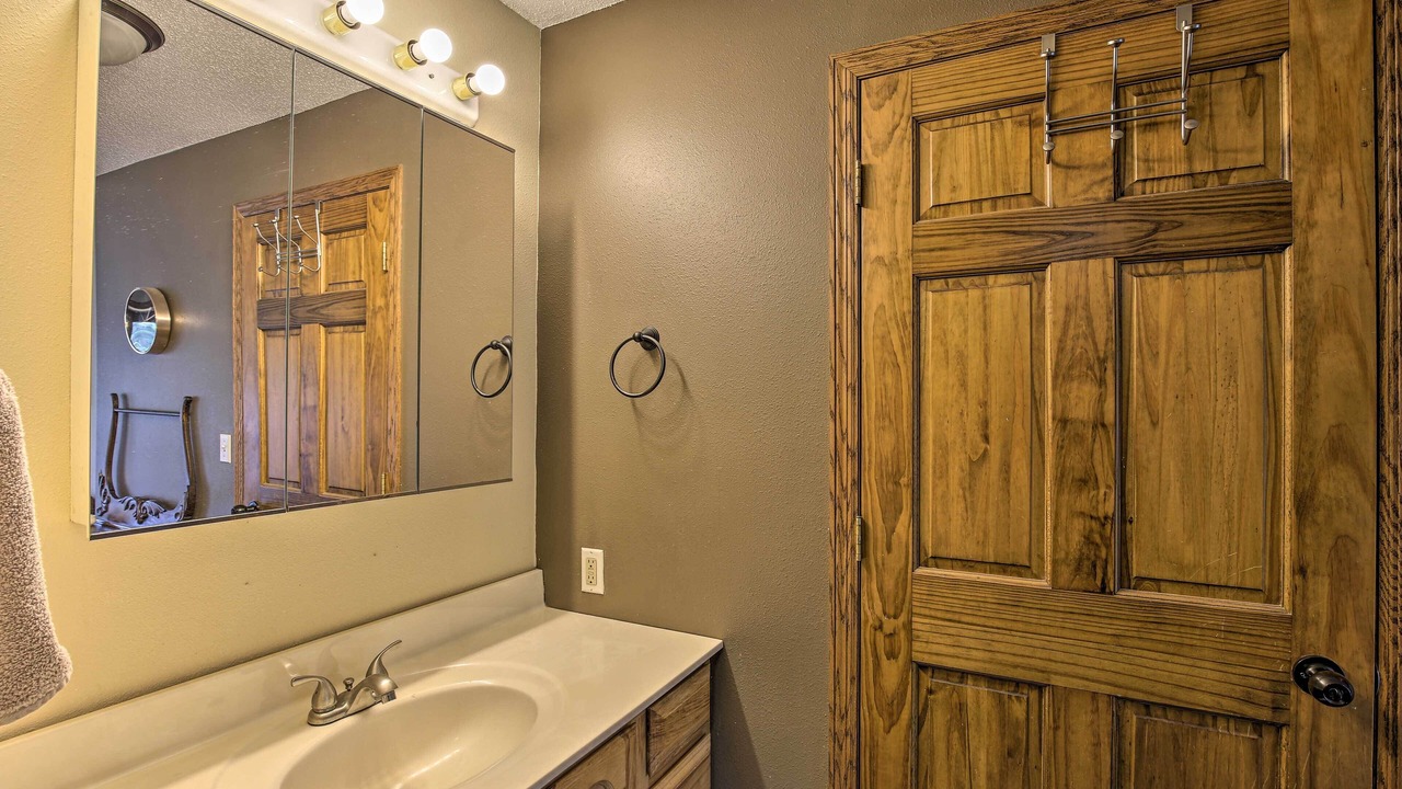 Photo of Bathroom in Eau Galle
