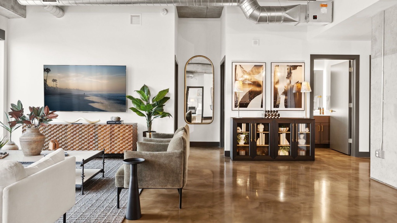 Photo of Others in Warehouse District