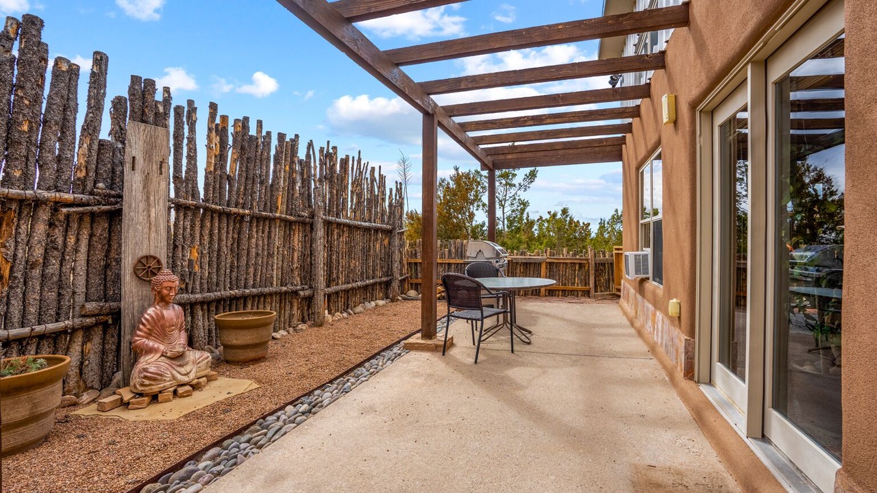 Photo of Outdoor in West Alameda