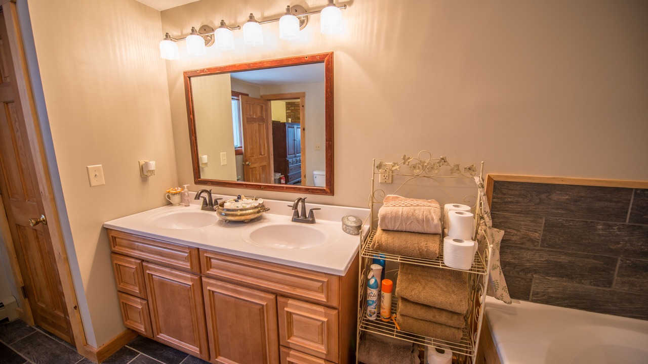 Photo of Bathroom in Corinth