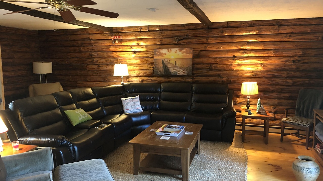 Photo of Livingroom in Alexandria Bay