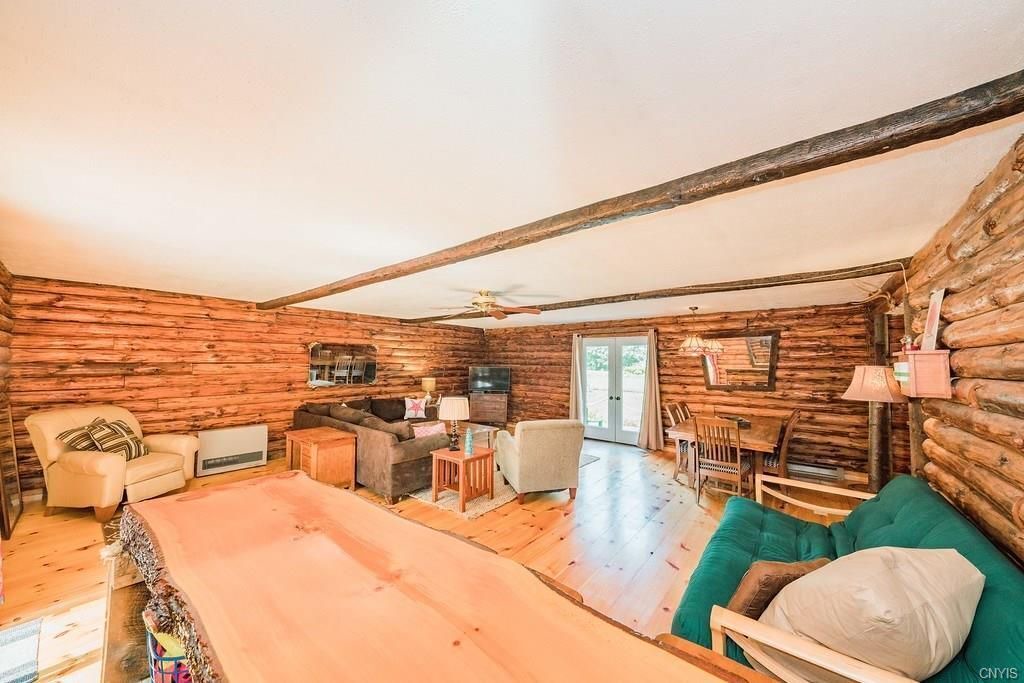 Photo of Livingroom in Alexandria Bay