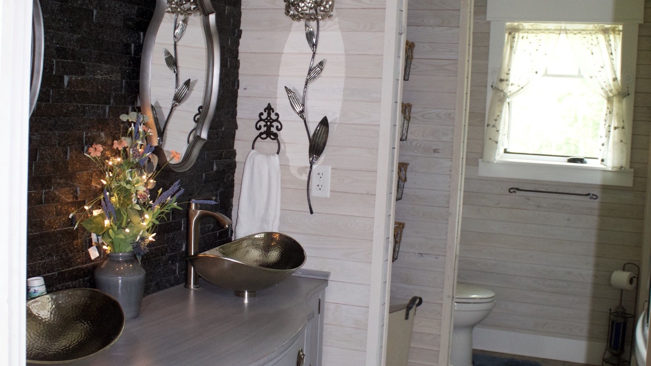 Photo of Bathroom in Rice Lake