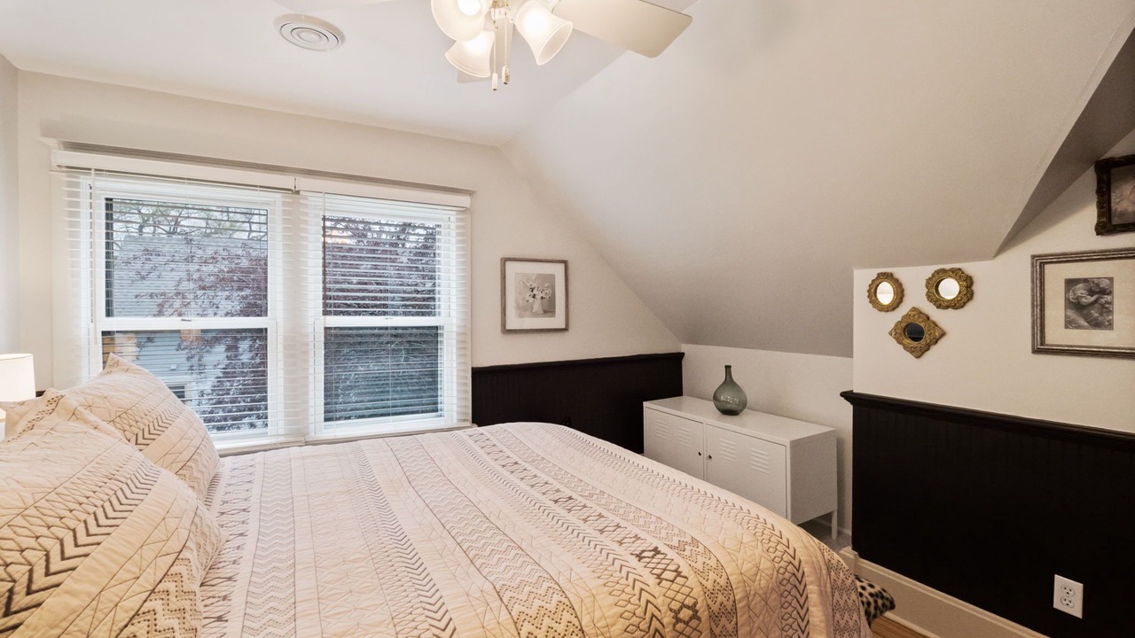 Photo of Bedroom in Hudson