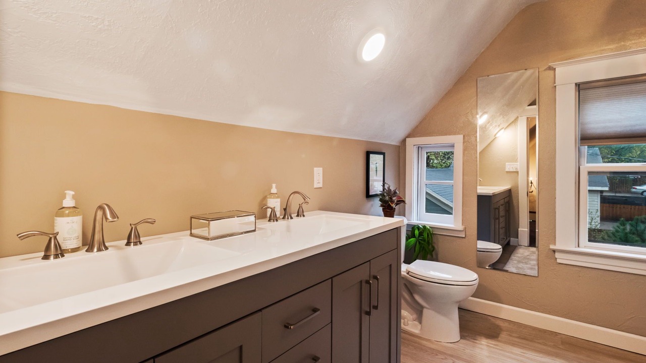 Photo of Bathroom in Hudson