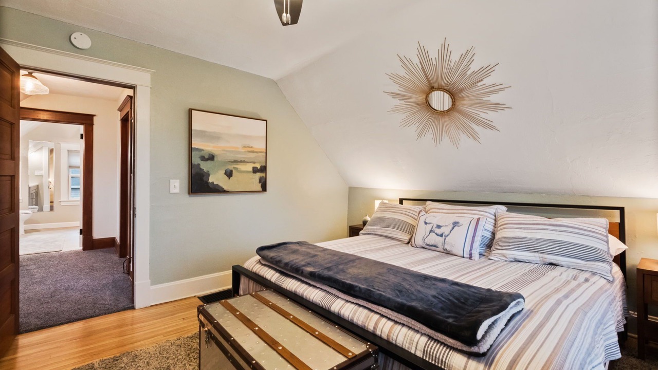 Photo of Bedroom in Hudson