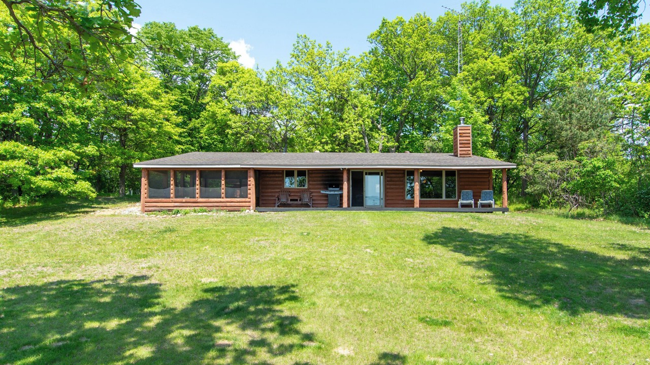 Photo of Outdoor in Lake Edward Township