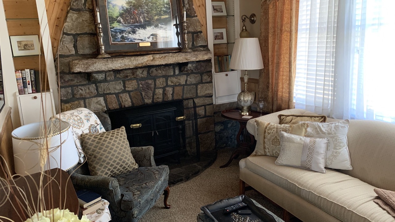 Photo of Livingroom in Berkeley Springs
