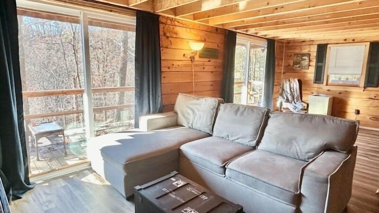 Photo of Livingroom in Berkeley Springs