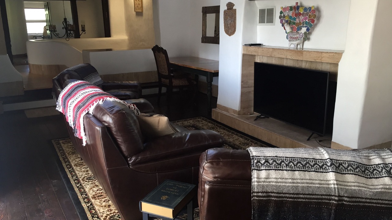 Photo of Livingroom in Taos