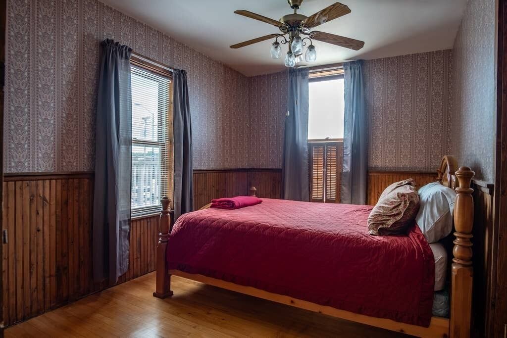 Photo of Bedroom in Alma