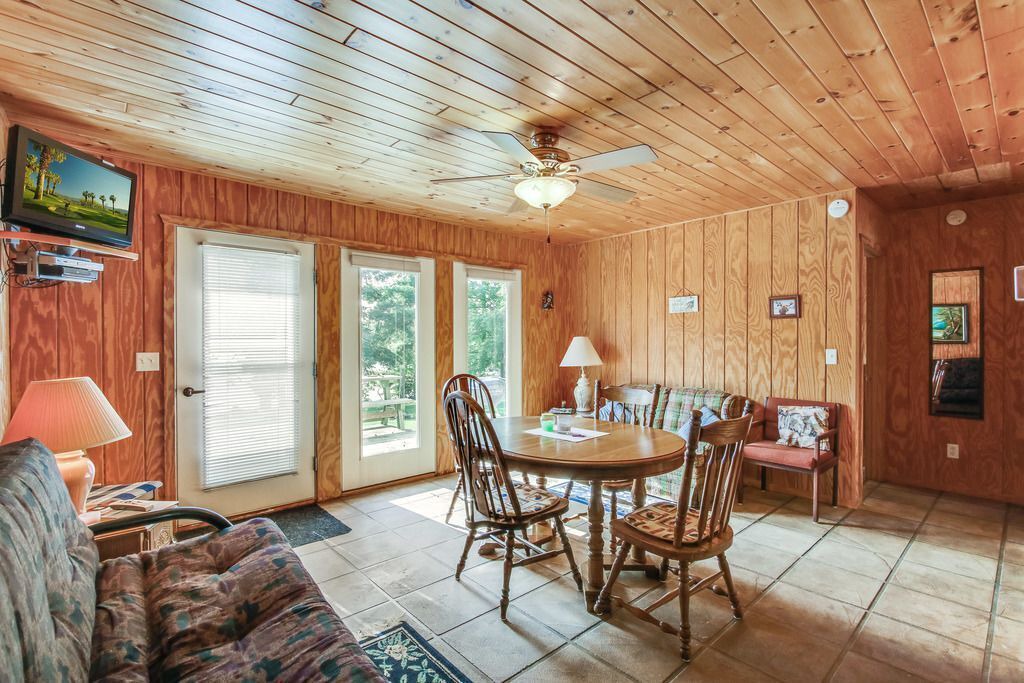Photo of Livingroom in Hayward