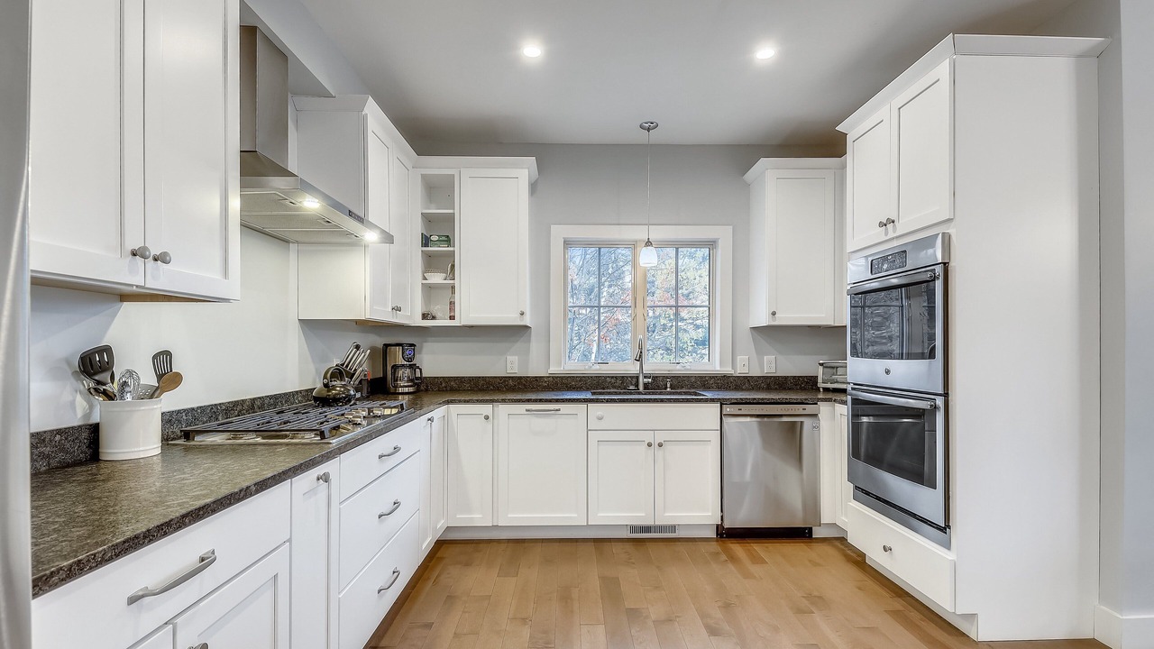 Photo of Kitchen in Stowe Area