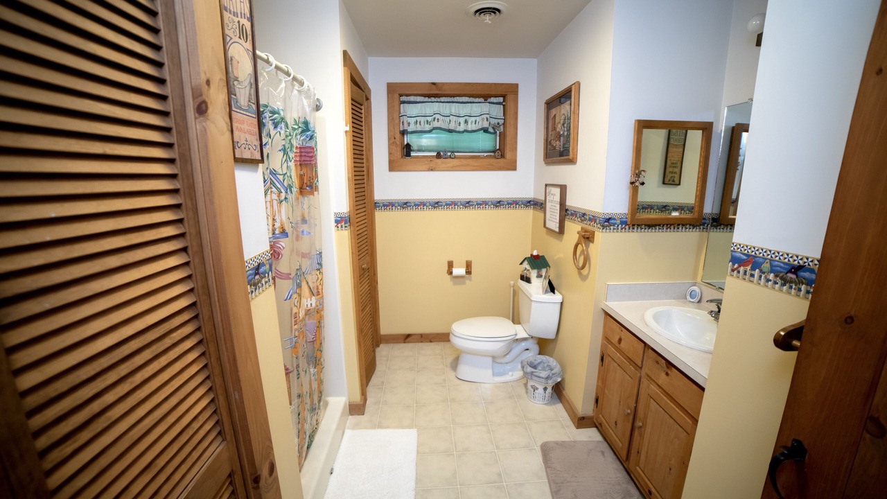 Photo of Bathroom in Grand Isle