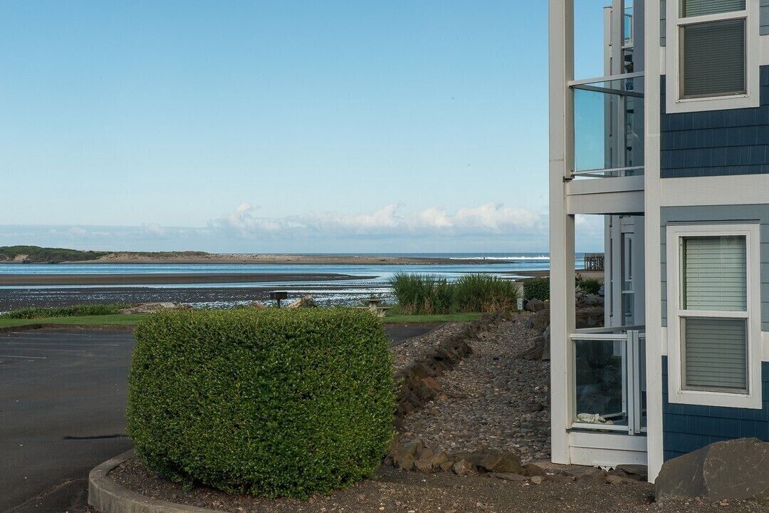 Photo of Others in Lincoln City
