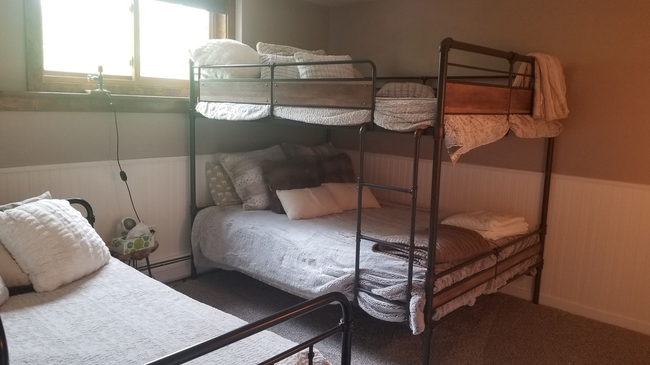 Photo of Bedroom in Warren