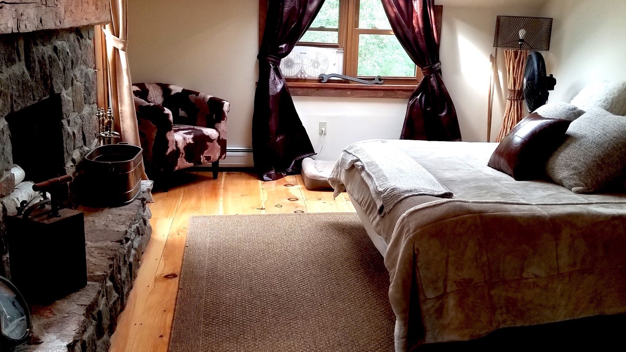 Photo of Bedroom in Warren