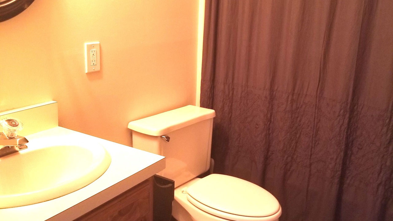 Photo of Bathroom in Warren