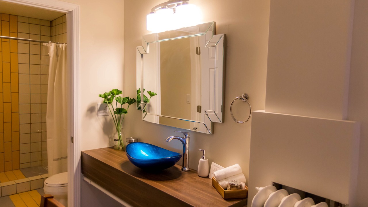 Photo of Bathroom in Kutzky Park