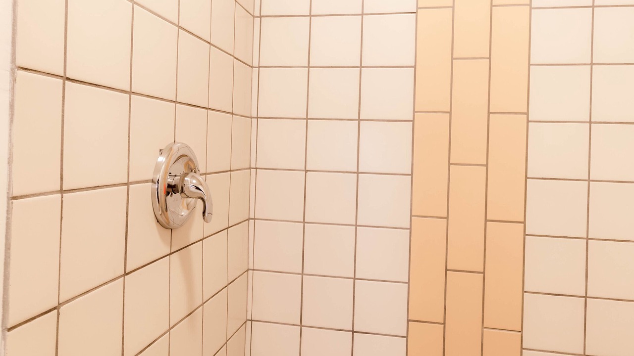 Photo of Bathroom in Kutzky Park