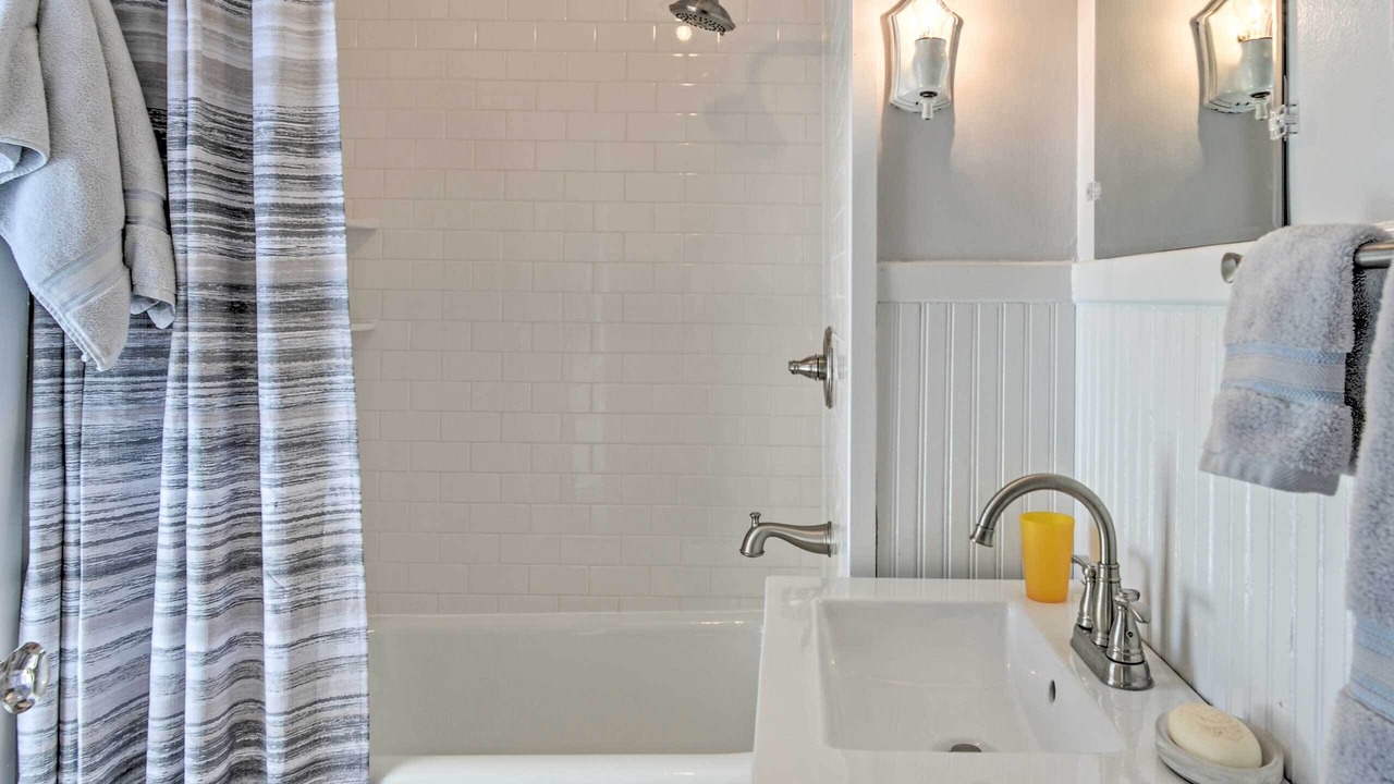 Photo of Bathroom in Clayton