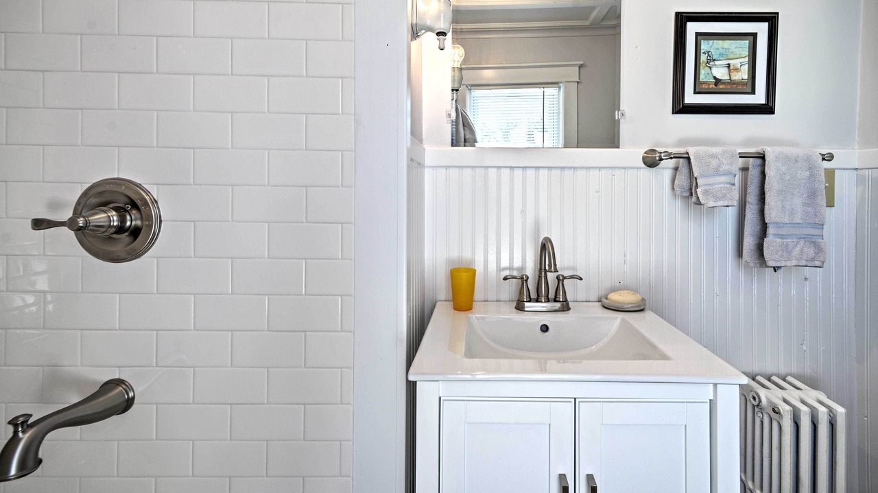Photo of Bathroom in Clayton