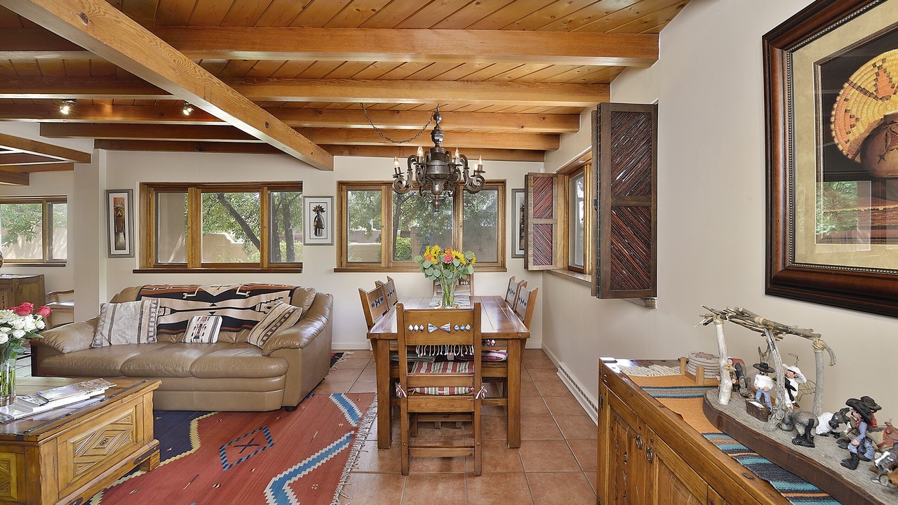 Photo of Livingroom in Northeast Santa Fe