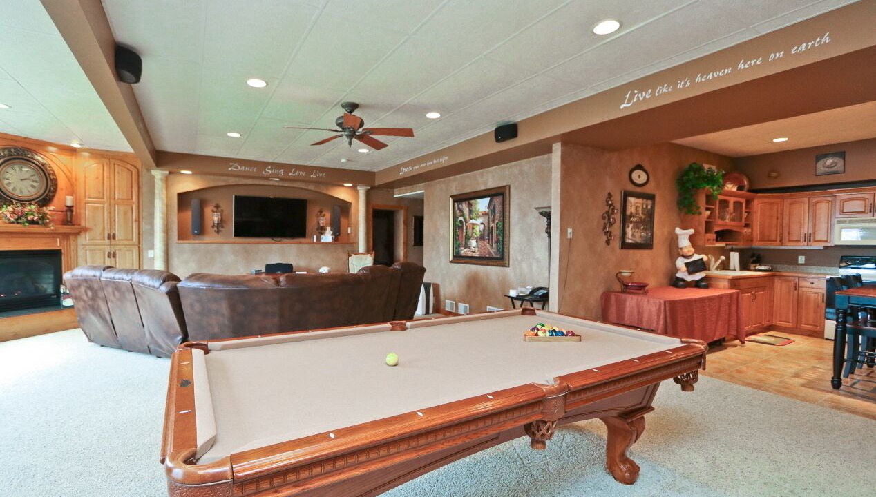 Photo of Livingroom in Webster