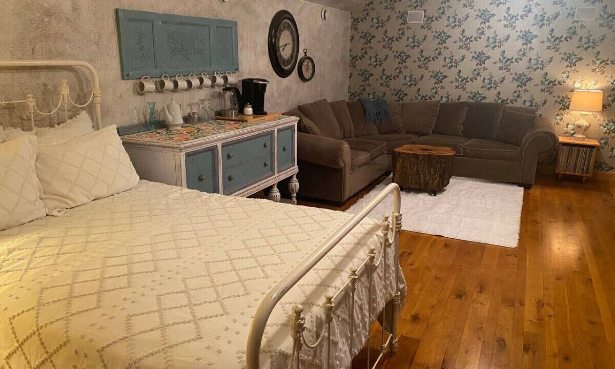 Photo of Bedroom in Pine City