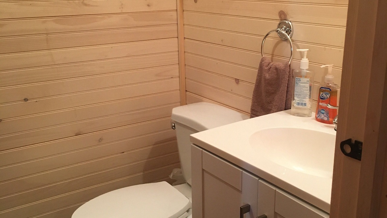 Photo of Bathroom in Brier Hill