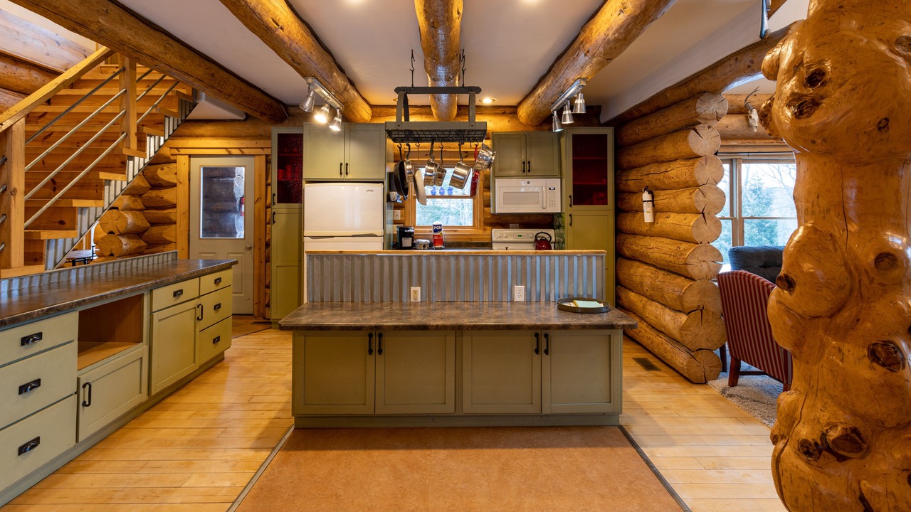 Photo of Kitchen in Atlantic Mine