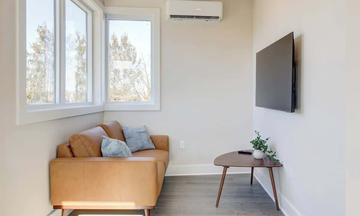 Photo of Livingroom in Belmont